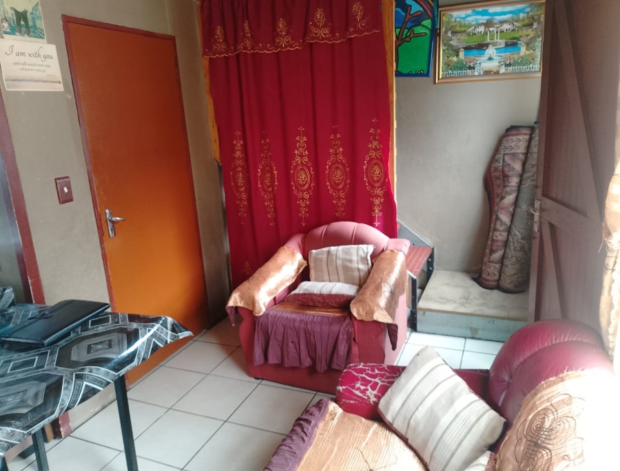 2 Bedroom Property for Sale in Delft Western Cape